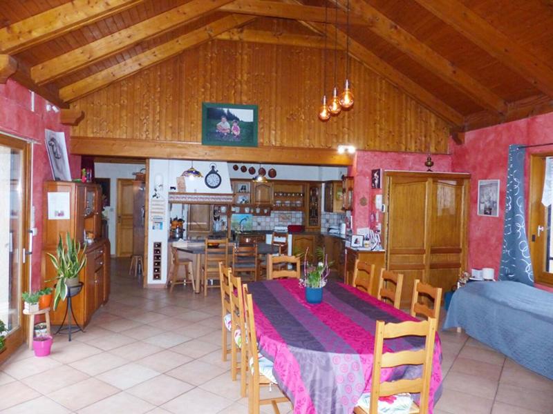 Maison - 199 m² - 7 pièces