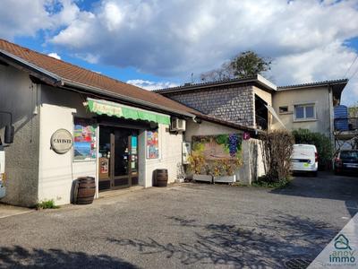 Fonds de commerce - Local commercial - 410 m²