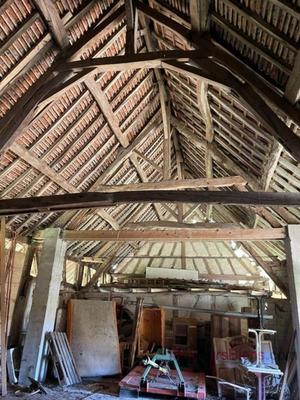 Hangar - 135 m² - 2 pièces