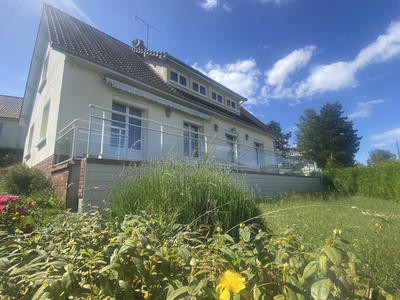 Maison - 172 m² - 7 pièces