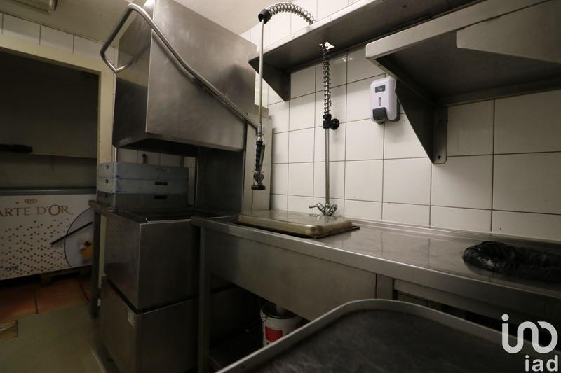 Local commercial - 210 m²