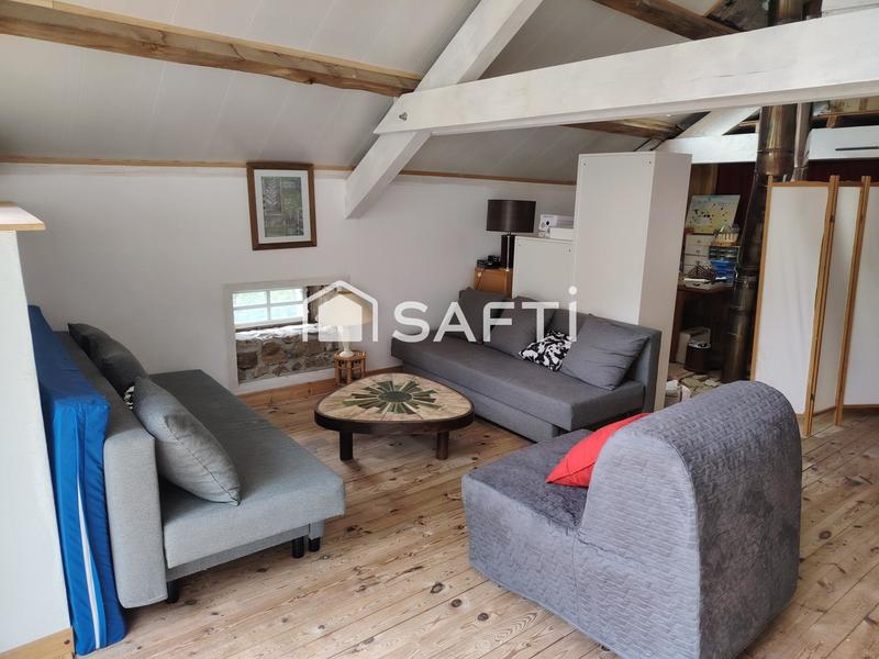 Maison - 263 m² - 8 pièces