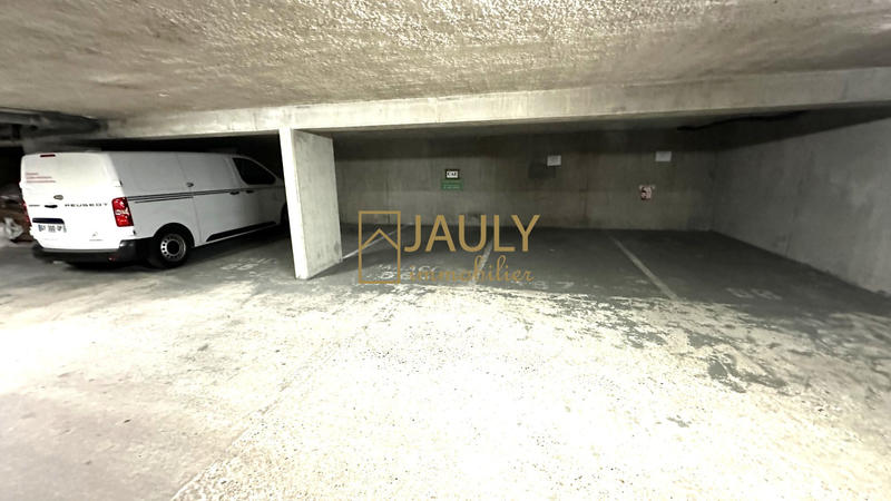 Bureau - 254 m² - 9 pièces