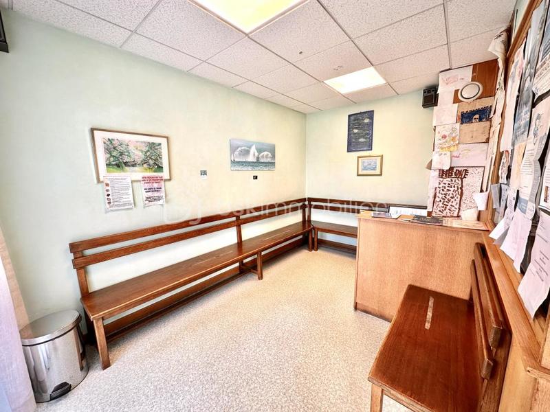 Local commercial - 40 m² - 3 pièces