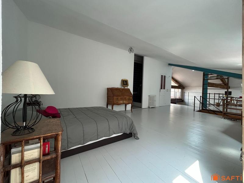 Appartement - 184 m² - 4 pièces