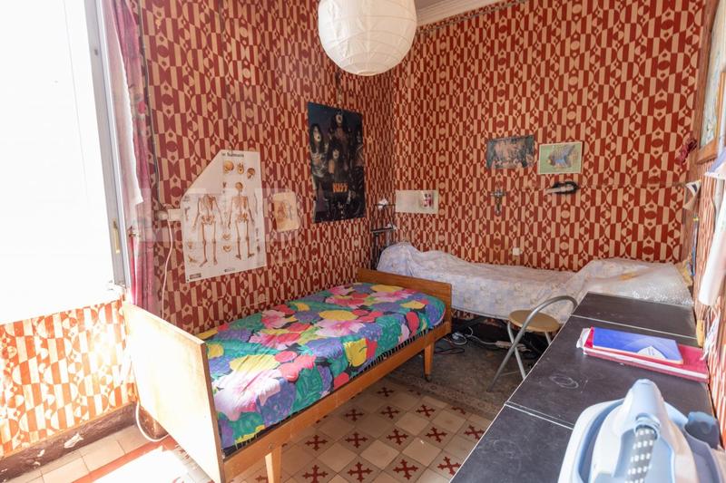 Immeuble - 219 m² - 15 pièces