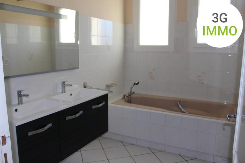 Villa - 104 m² - 4 pièces