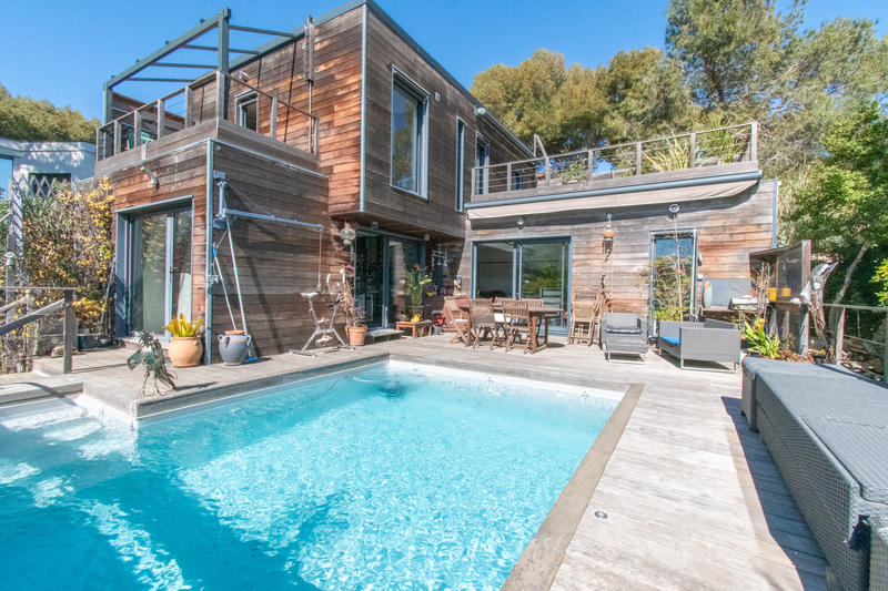 Maison - 100 m² - 4 pièces