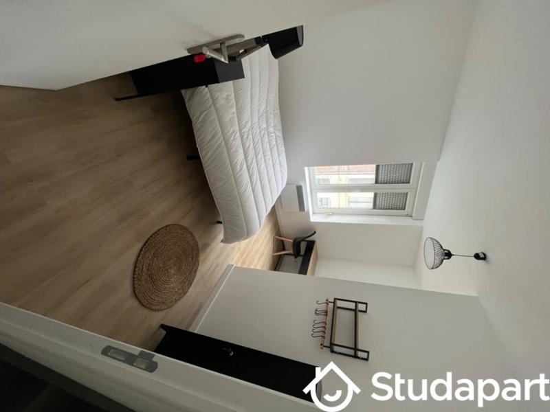 Chambre - 12 m² - 1 pièce