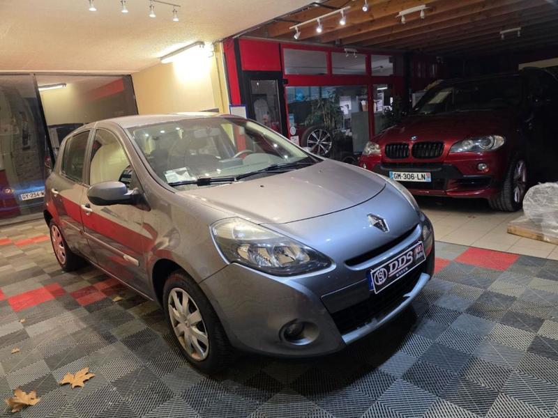 Renault Clio III 1.2 l Gps Regul Clim Distri Neuve