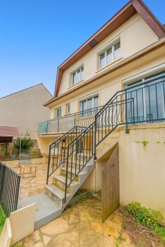 Maison - 162 m² - 5 pièces