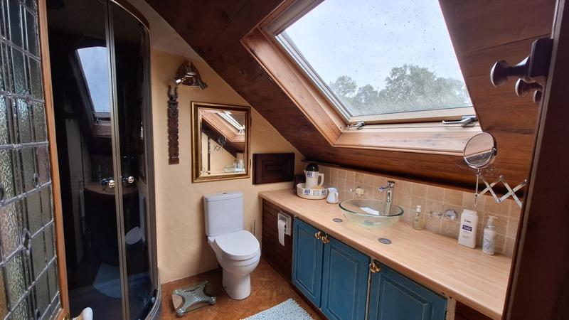 Maison - 170 m² - 9 pièces