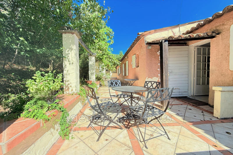 Propriété - 210 m² - 7 pièces