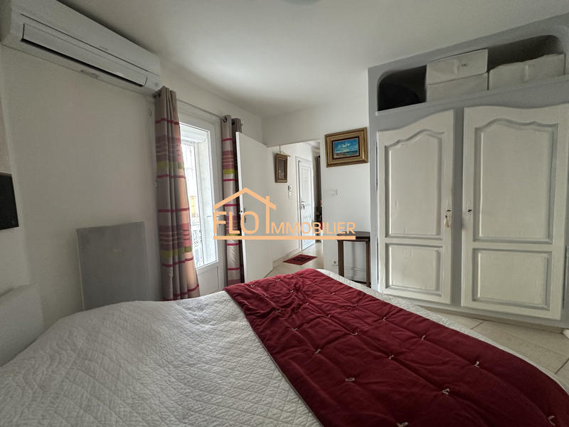 Maison - 230 m² - 7 pièces