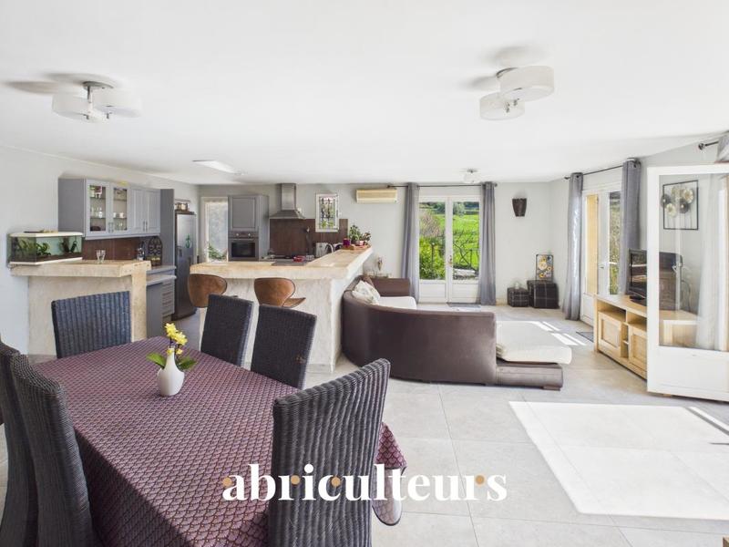 Maison ancienne - 15 m² - 5 pièces