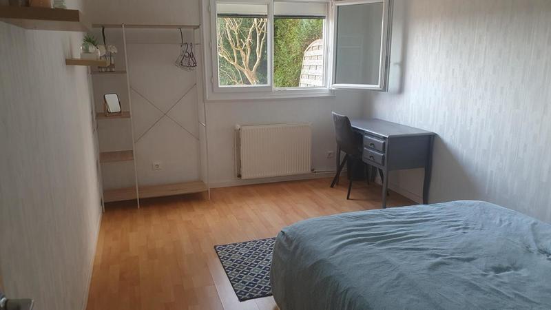 Pavillon - 100 m² - 5 pièces