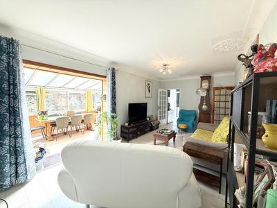 Maison - 166 m² - 6 pièces