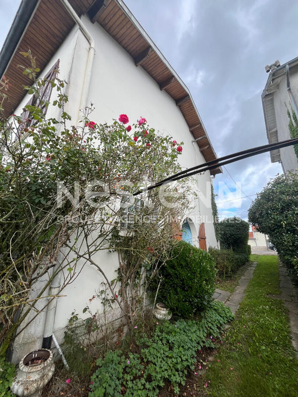 Maison - 140 m² - 6 pièces