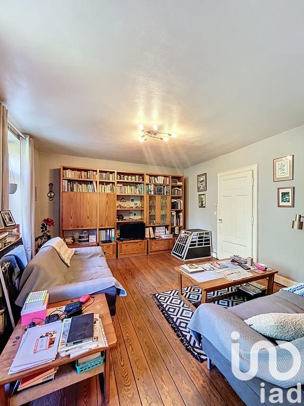 Maison - 220 m² - 9 pièces