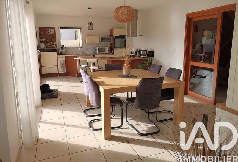 Maison - 137 m² - 6 pièces