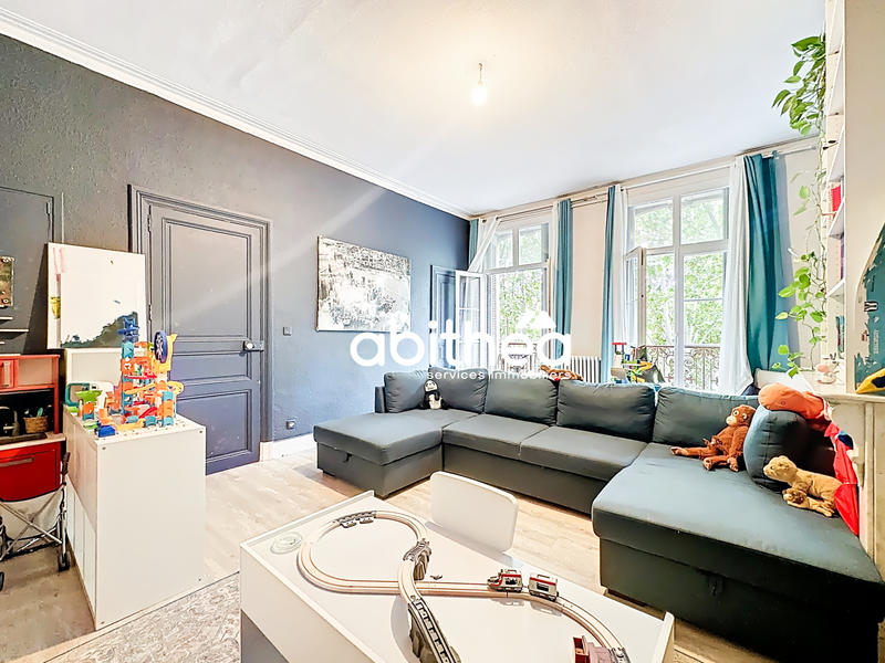 Immeuble - 382 m² - 10 pièces