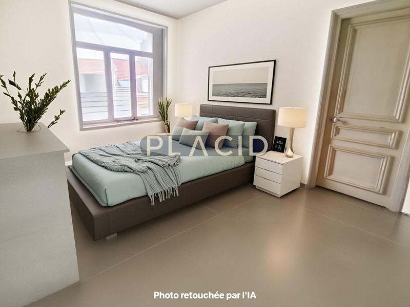Maison - 230 m² - 5 pièces
