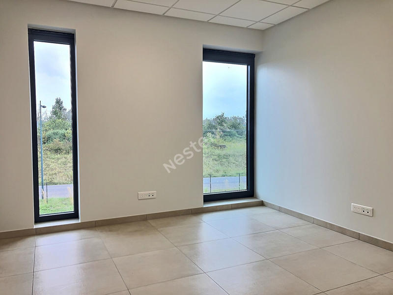 Bureau - 270 m²