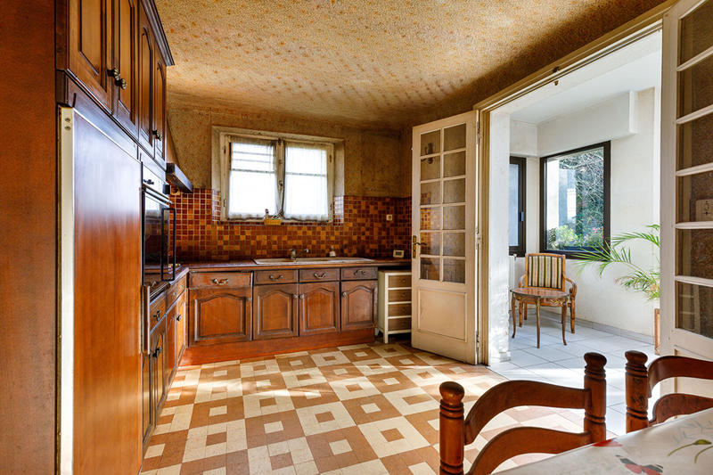 Maison - 170 m² - 8 pièces