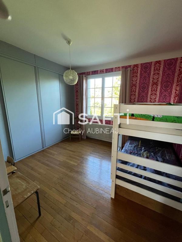 Maison - 160 m² - 8 pièces