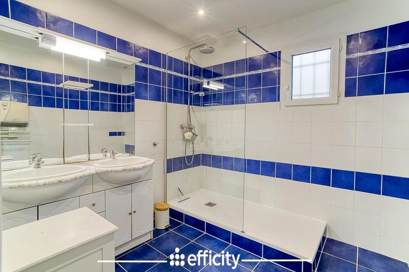 Maison - 118 m² - 5 pièces