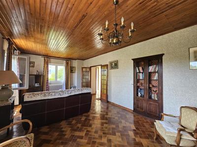 Maison - 156 m² - 6 pièces