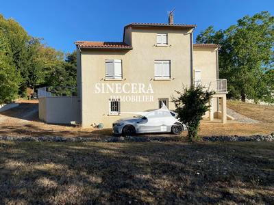 Propriété - 98 m² - 5 pièces