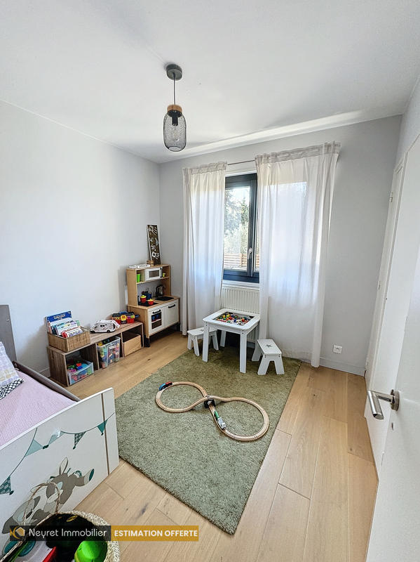 Maison - 160 m² - 7 pièces