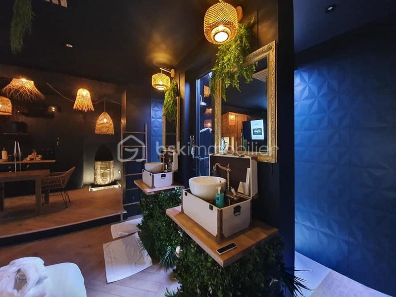 Immeuble - 415 m² - 9 pièces