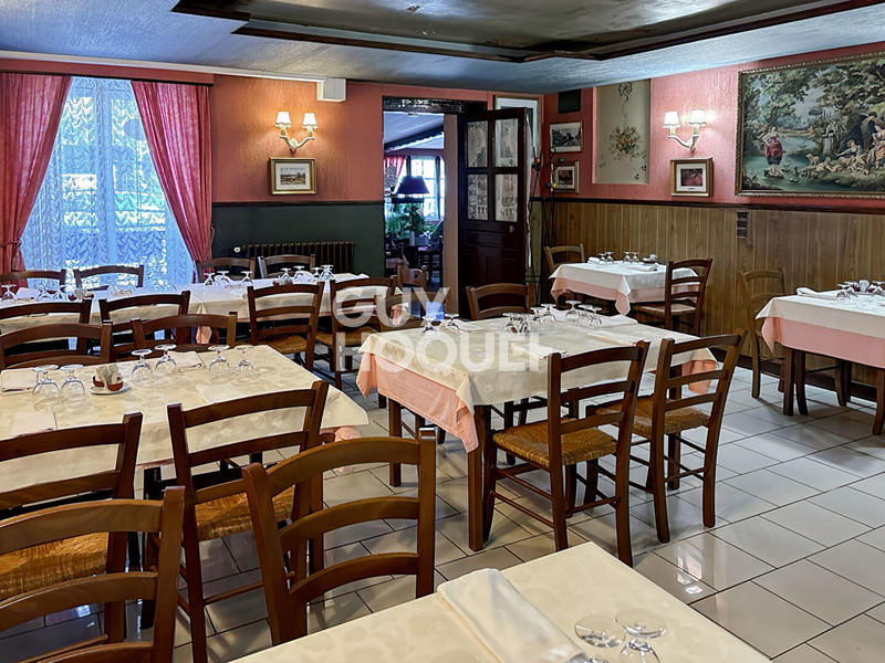 Local d'activités - 299 m² - 13 pièces