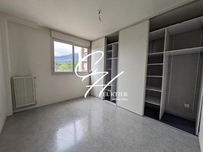 Appartement - 91 m² - 5 pièces