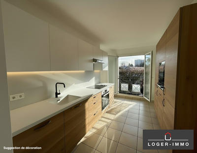 Appartement - 93 m² - 4 pièces