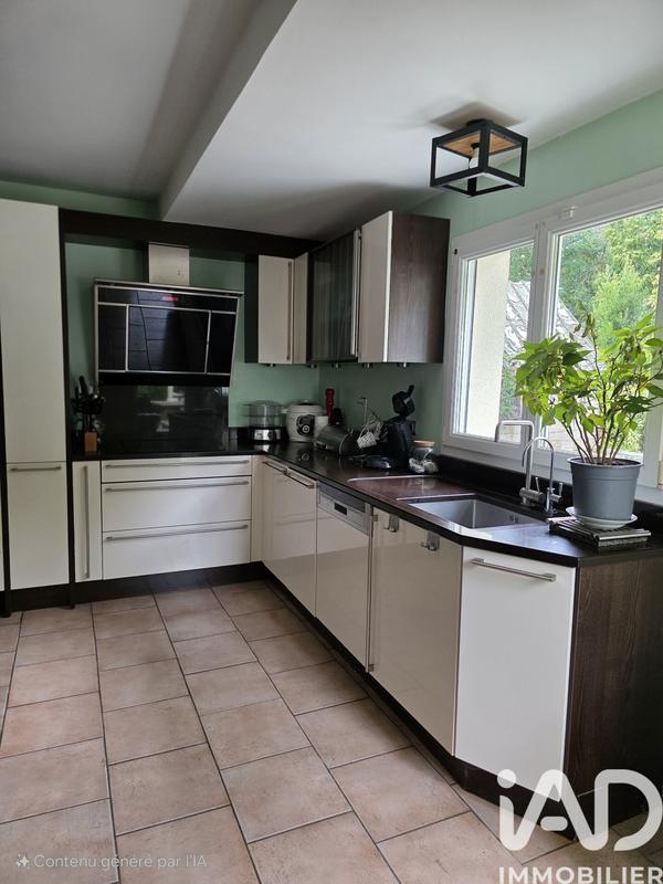 Maison - 222 m² - 5 pièces