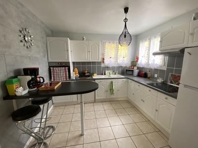 Maison traditionnelle - 145 m² - 6 pièces