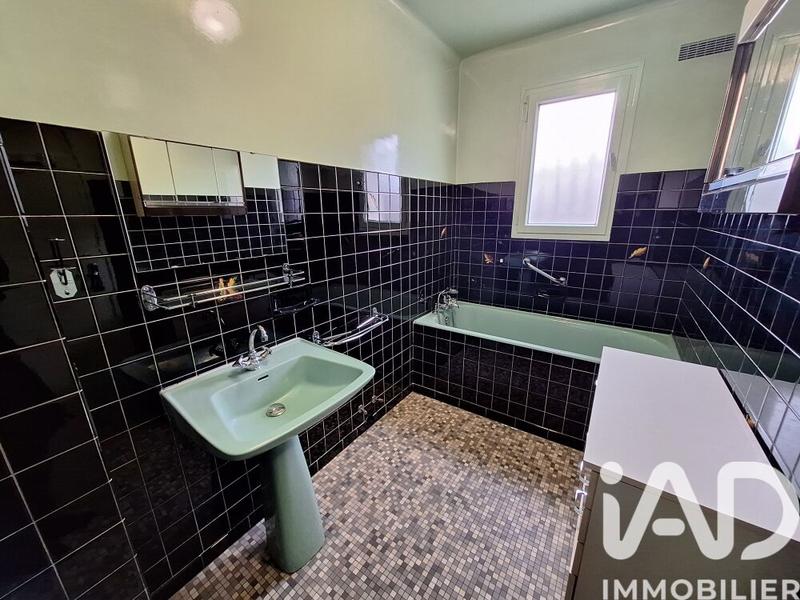 Maison - 93 m² - 4 pièces