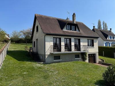 Maison traditionnelle - 123 m² - 6 pièces