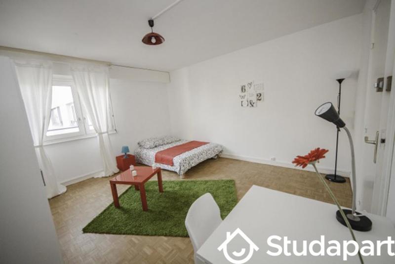 Chambre - 16 m² - 1 pièce