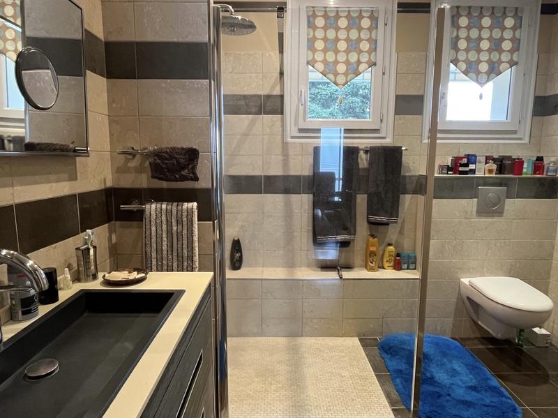 Maison - 196 m² - 6 pièces