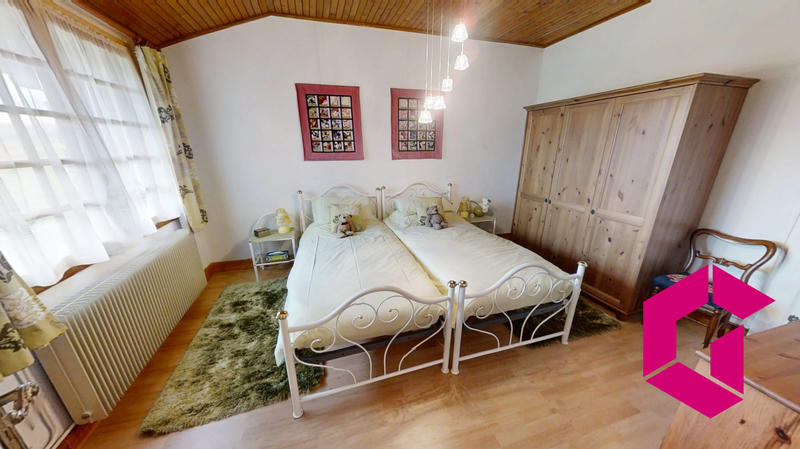 Maison - 136 m² - 6 pièces