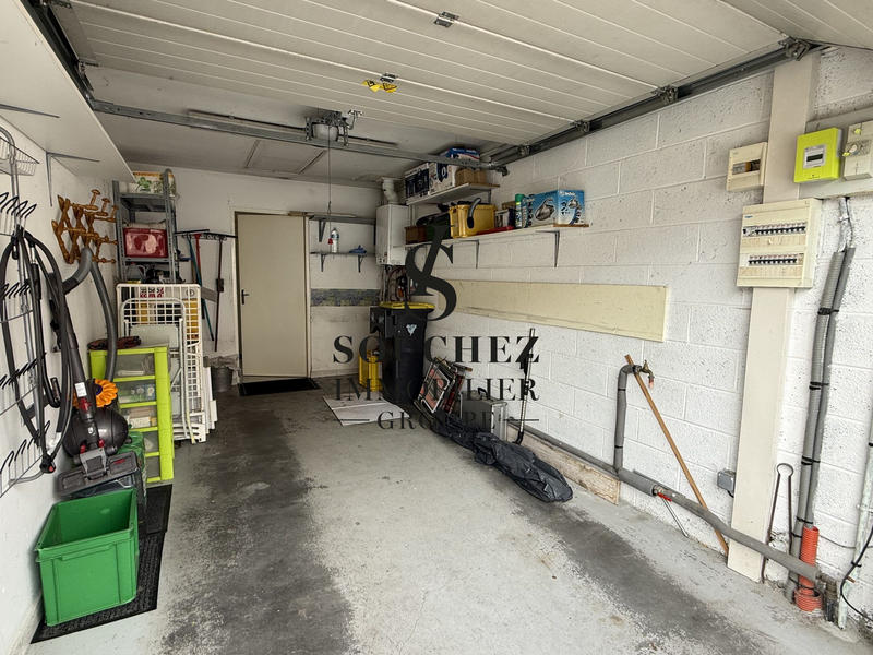 Maison - 95 m² - 3 pièces