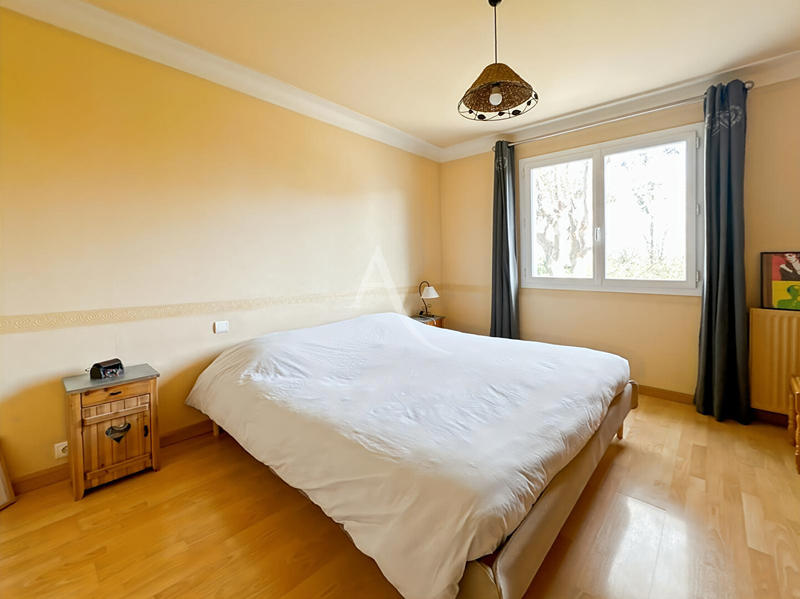 Maison - 165 m² - 6 pièces