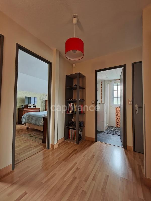 Maison - 121 m² - 5 pièces