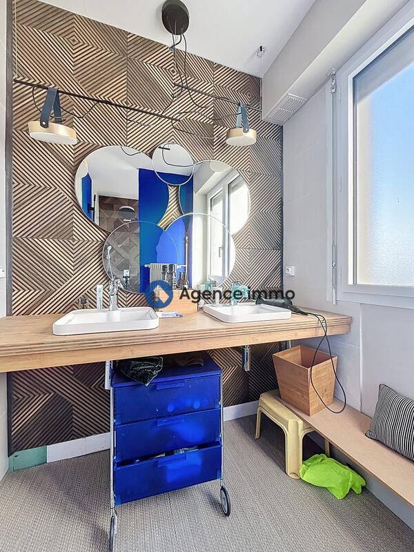 Appartement - 102 m² - 4 pièces