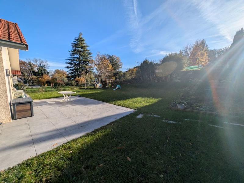 Maison - 90 m² - 3 pièces