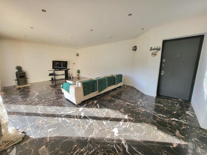 Maison - 170 m² - 5 pièces